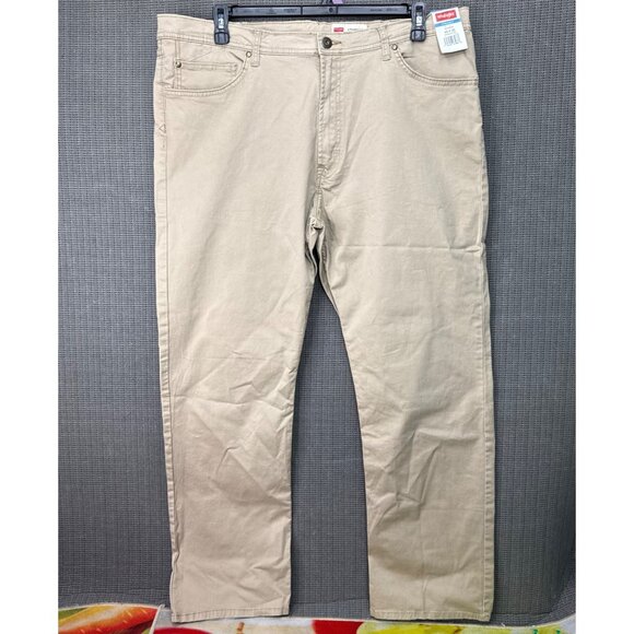 Wrangler Other - Wrangler Mens Size 40x30 Beige Straight Fit Khaki Pants Durable Casual Wear